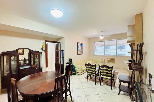 Apartamento à venda com 3 quartos, 100m² em Leme, Rio de Janeiro