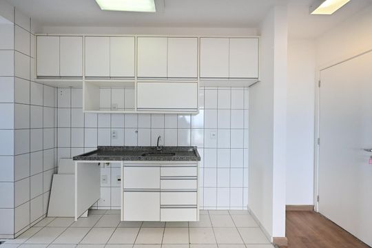 Cozinha de apartamento para alugar com 3 quartos, 69m² em Vila Andrade, São Paulo