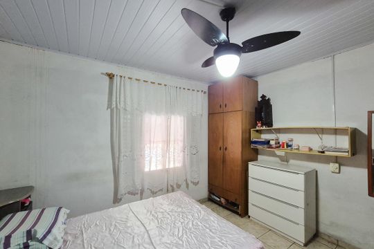 Quarto 1 de casa à venda com 3 quartos, 180m² em Vila Marchi, São Bernardo do Campo