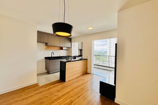 Apartamento para alugar com 2 quartos, 52m² em Alphaville Empresarial, Barueri