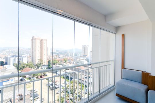 Varanda  de apartamento para alugar com 2 quartos, 57m² em Jardim Flor da Montanha, Guarulhos