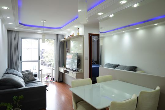 Apartamento à venda com 2 quartos, 50m² em Vila Carmosina, São Paulo