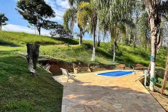 Casa à venda com 3 quartos, 300m² em Jundiaí Mirim, Jundiaí