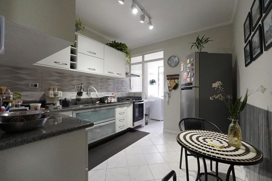 Cozinha de apartamento para alugar com 3 quartos, 114m² em Vila Mariana, São Paulo