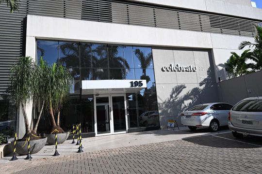 Fachada de apartamento à venda com 3 quartos, 125m² em Jardim América, Goiânia