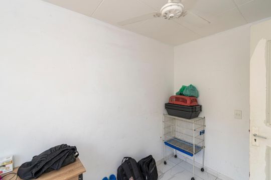 Quarto de Serviço de apartamento à venda com 2 quartos, 90m² em Vaz Lobo, Rio de Janeiro