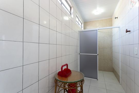 Banheiro da Suíte de casa à venda com 2 quartos, 120m² em Itaquera, São Paulo