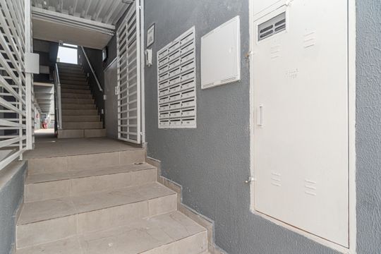Área comum - Entrada do Condomínio de kitnet/studio para alugar com 1 quarto, 25m² em Parque Jabaquara, São Paulo