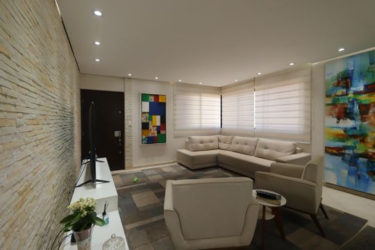 Sala de apartamento à venda com 2 quartos, 99m² em Jardim Bela Vista, Santo André