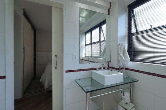 Banheiro da Suíte de apartamento à venda com 2 quartos, 99m² em Jardim Bela Vista, Santo André