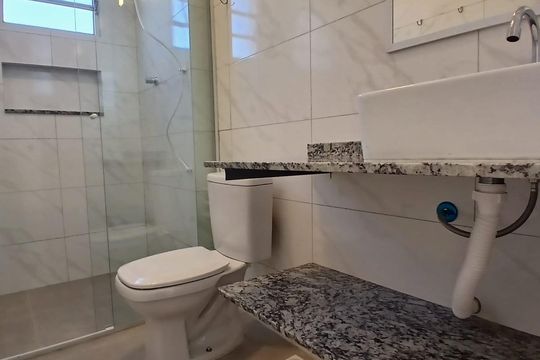 Banheiro de apartamento para alugar com 2 quartos, 45m² em Parque Jabaquara, São Paulo