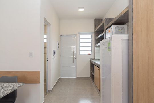 Cozinha de kitnet/studio para alugar com 1 quarto, 25m² em Parque Jabaquara, São Paulo