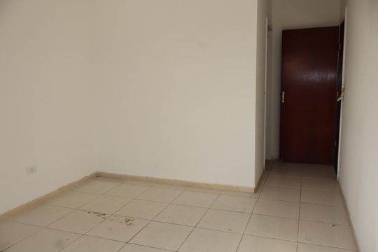 Suíte de casa para alugar com 2 quartos, 250m² em Parque Sao Rafael, São Paulo