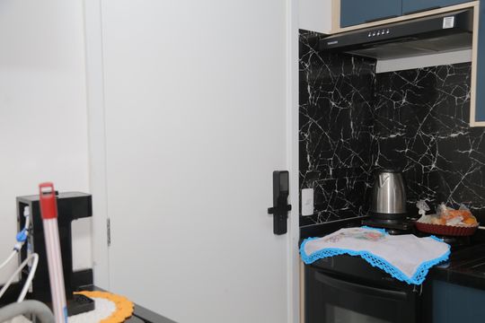 Cozinha de apartamento à venda com 2 quartos, 33m² em Vila Carmosina, São Paulo