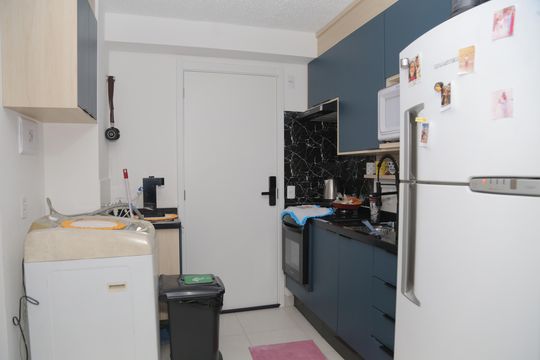 Apartamento à venda com 2 quartos, 33m² em Vila Carmosina, São Paulo