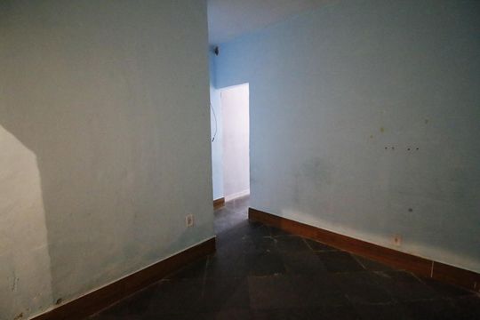 Sala de casa à venda com 1 quarto, 50m² em Curicica, Rio de Janeiro