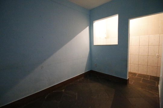 Sala de casa à venda com 1 quarto, 50m² em Curicica, Rio de Janeiro