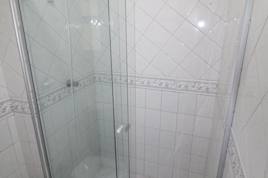 Banheiro da Suíte de apartamento para alugar com 3 quartos, 76m² em Floradas de São José, São José dos Campos