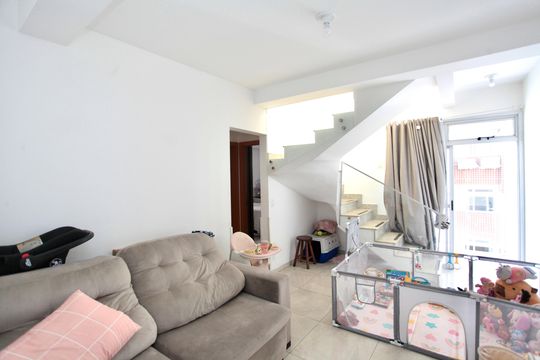 Apartamento à venda com 3 quartos, 159m² em Fonte Grande, Contagem
