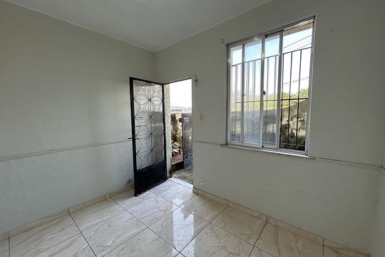 Casa para alugar com 1 quarto, 40m² em Pilares, Rio de Janeiro
