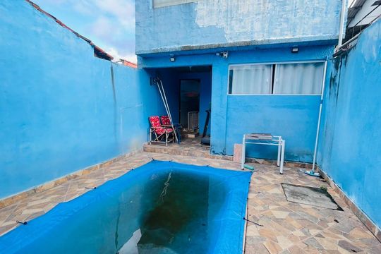 Piscina de casa para alugar com 3 quartos, 180m² em Vila Sao Francisco de Assis, Cotia