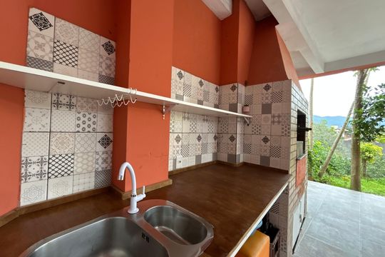 Cozinha de casa para alugar com 3 quartos, 100m² em Barra da Lagoa, Florianópolis