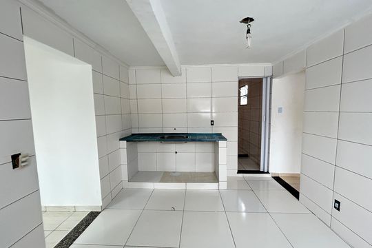Cozinha de casa para alugar com 2 quartos, 130m² em Osvaldo Cruz, Rio de Janeiro
