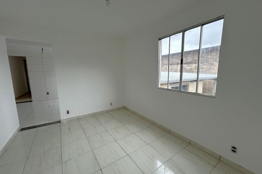 Casa para alugar com 2 quartos, 130m² em Osvaldo Cruz, Rio de Janeiro