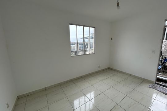 Sala de casa para alugar com 2 quartos, 130m² em Osvaldo Cruz, Rio de Janeiro