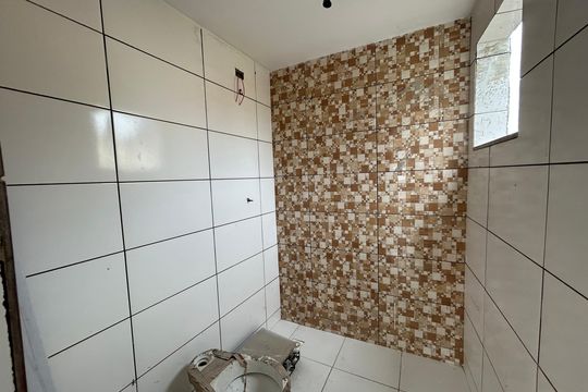 Banheiro de casa para alugar com 2 quartos, 130m² em Osvaldo Cruz, Rio de Janeiro