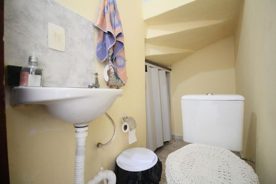 Lavabo de casa à venda com 2 quartos, 102m² em Jardim Irapua, Taboão da Serra