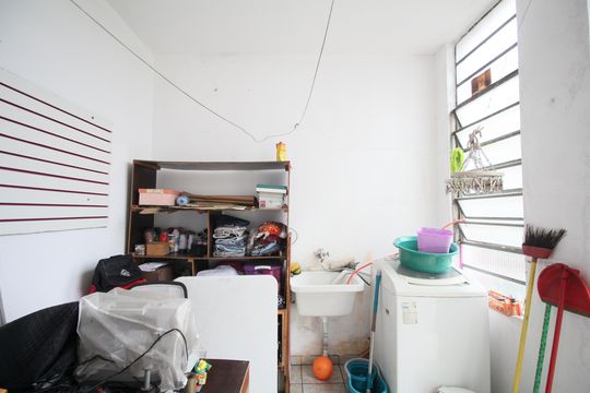 Área de Serviço de casa à venda com 2 quartos, 102m² em Jardim Irapua, Taboão da Serra