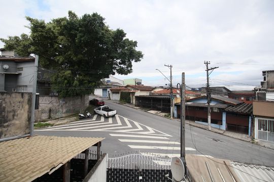 Vista Quarto 2 de casa à venda com 2 quartos, 102m² em Jardim Irapua, Taboão da Serra