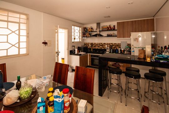 Cozinha de casa à venda com 3 quartos, 360m² em Santa Branca, Belo Horizonte