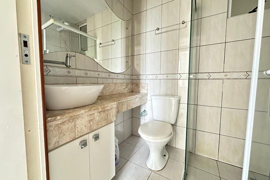 Banheiro  de apartamento para alugar com 2 quartos, 74m² em Campinas, São José