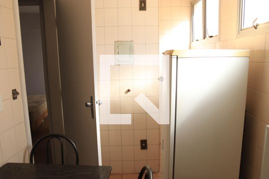 Cozinha de apartamento à venda com 1 quarto, 41m² em Setor Oeste, Goiânia