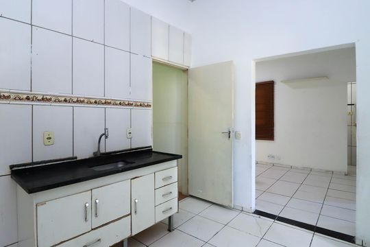 Cozinha  de casa para alugar com 4 quartos, 70m² em Jardim Suina, Taboão da Serra
