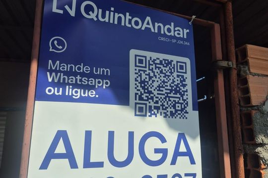 Placa de casa para alugar com 4 quartos, 70m² em Jardim Suina, Taboão da Serra