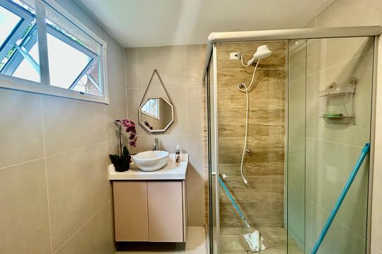 Banheiro de apartamento para alugar com 1 quarto, 40m² em Belenzinho, São Paulo