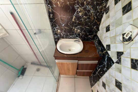 Banheiro Social de apartamento à venda com 2 quartos, 47m² em Montanhão, São Bernardo do Campo
