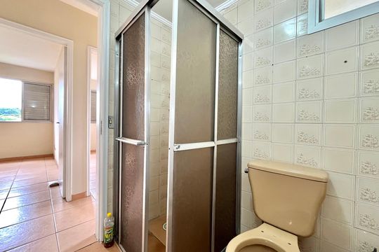 Banheiro de apartamento à venda com 3 quartos, 95m² em Vila Paulista, São Paulo