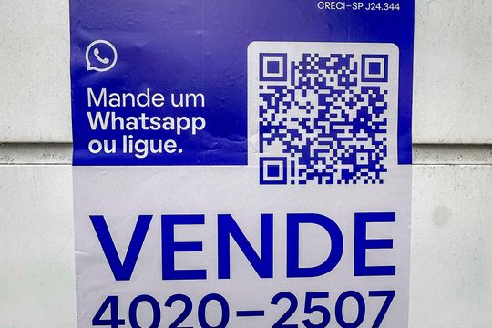 Placa Instalada na Fachada de casa à venda com 3 quartos, 175m² em Vila Gilda, Santo André