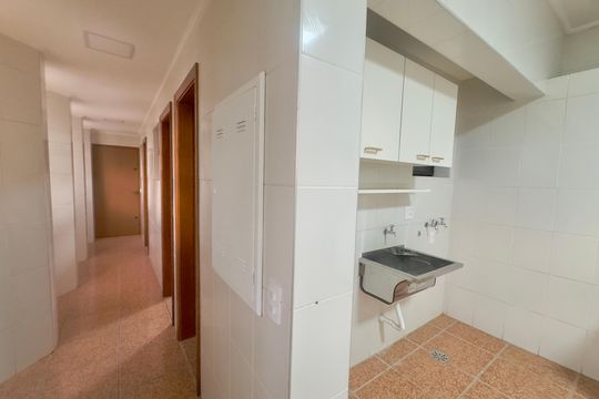 Área de Serviço de apartamento para alugar com 7 quartos, 478m² em Vila Lanzara, Guarulhos