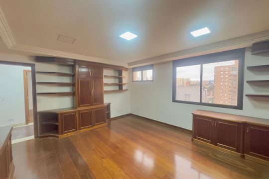 Quarto 1 de apartamento para alugar com 7 quartos, 478m² em Vila Lanzara, Guarulhos