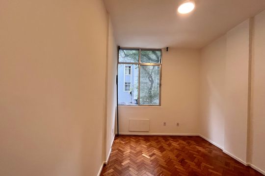 Apartamento à venda com 1 quarto, 30m² em Copacabana, Rio de Janeiro