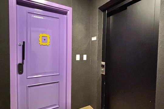 Entrada de apartamento à venda com 3 quartos, 180m² em Alphaville Industrial, Barueri