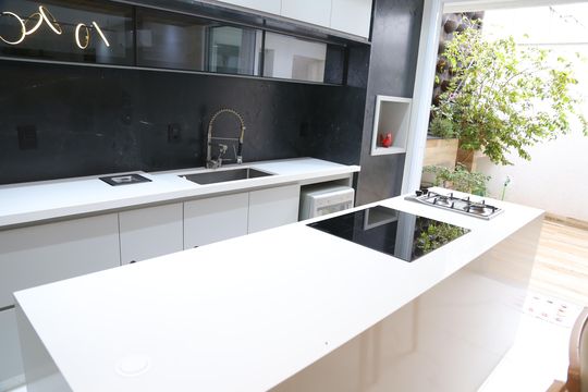 Cozinha de casa de condomínio à venda com 3 quartos, 170m² em Capuava, Goiânia