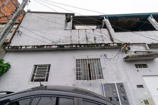 Fachada de casa para alugar com 1 quarto, 60m² em Vila Santa Catarina, São Paulo