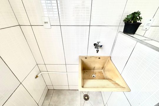 Área de Serviço de apartamento para alugar com 2 quartos, 47m² em Jardim São Paulo, São Paulo
