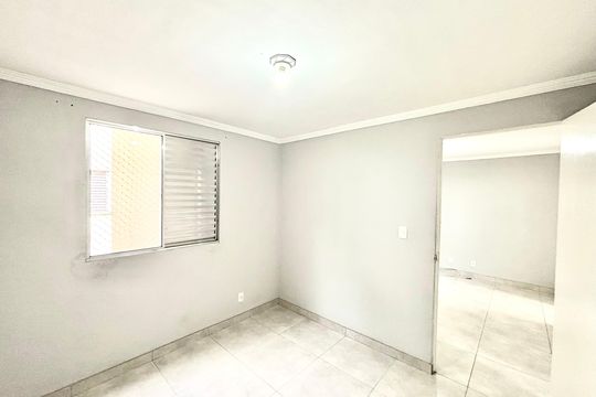 Quarto 1 de apartamento para alugar com 2 quartos, 47m² em Jardim São Paulo, São Paulo